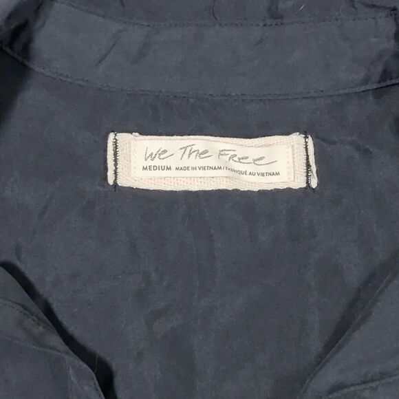 WE THE FREE Women's Medium Black Long Sleeve Collared Blouse - Picture 6 of 10